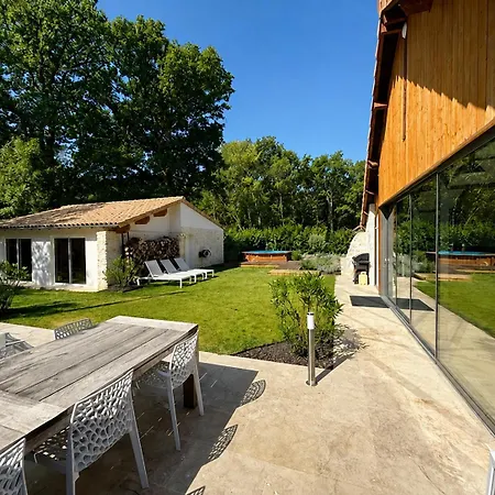 Clos De La Brelaisiere بيت للعطل *